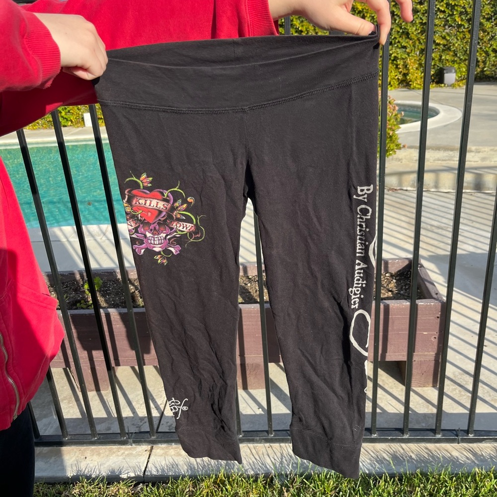 ED HARDY legging capris :))